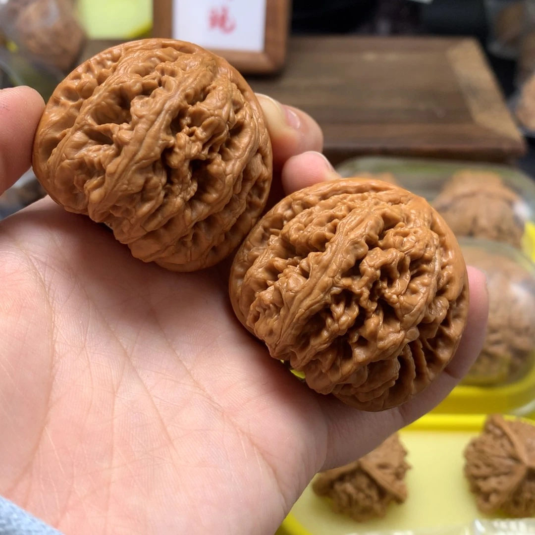 文玩核桃把件45粗筋