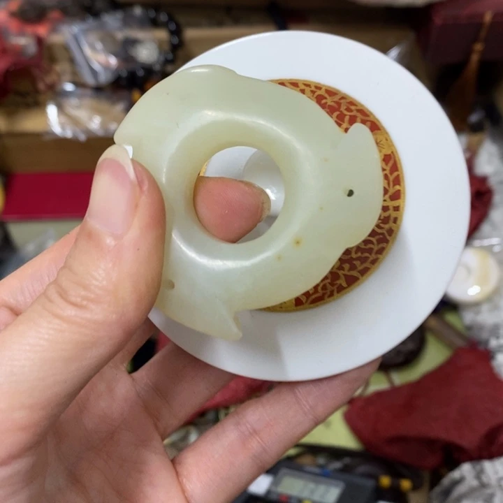 瓷片哈中古工艺品一件