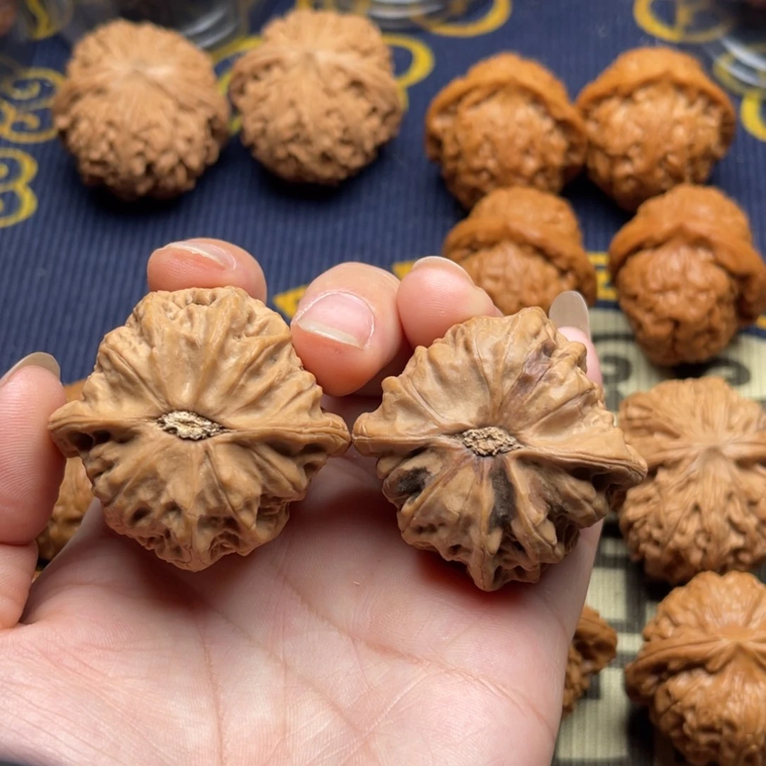 文玩核桃吊坠蓟县佛肚