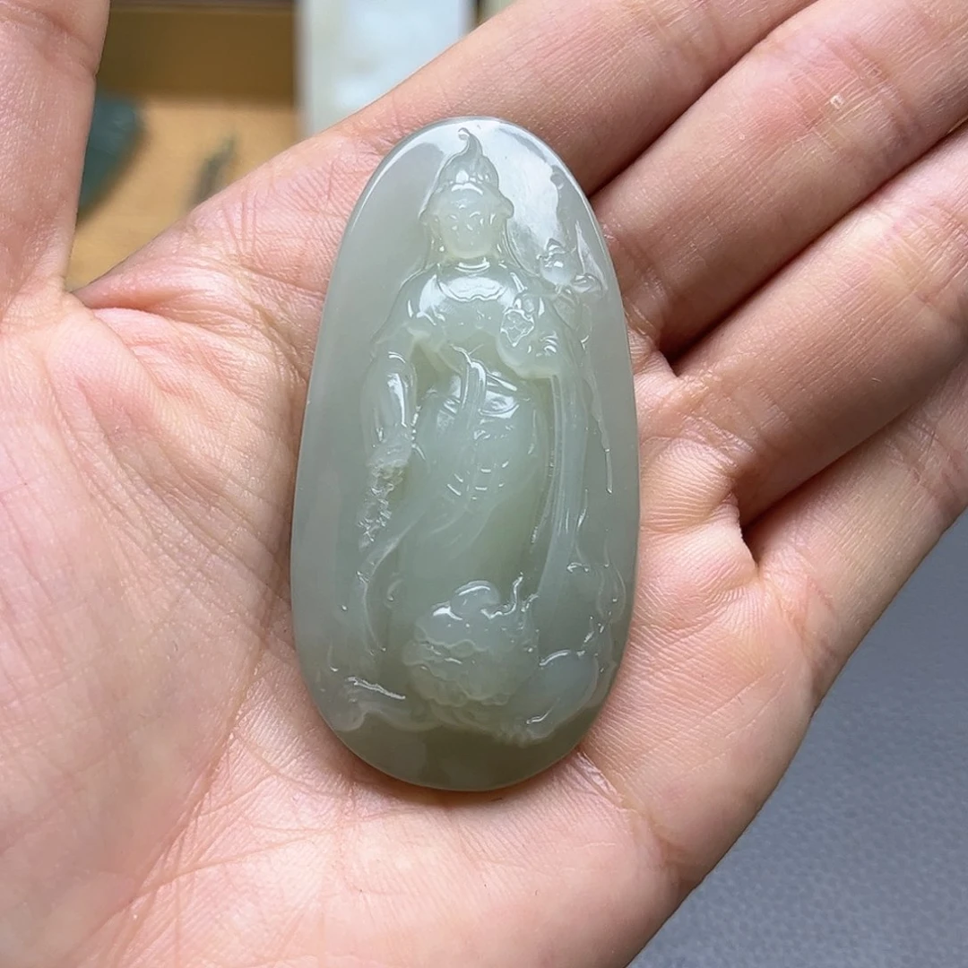 和田玉未镶嵌颈饰