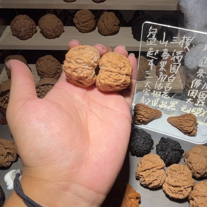 文玩核桃吊坠边38肚39全品蛙