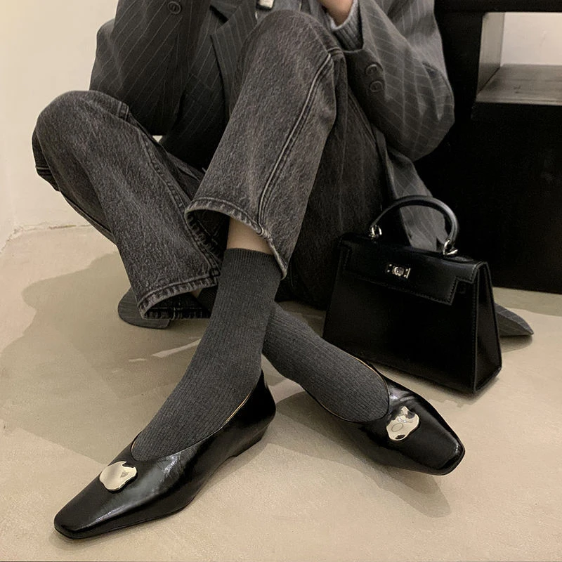 2025早春新款时光旅人珍珠单鞋女复古抓纹休闲浅口方头平底鞋