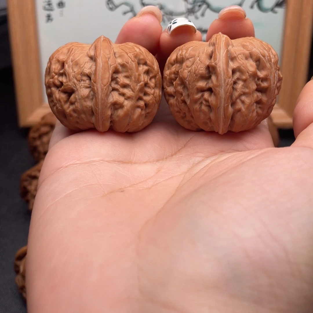 爱***坡文玩核桃吊坠39全品元宝