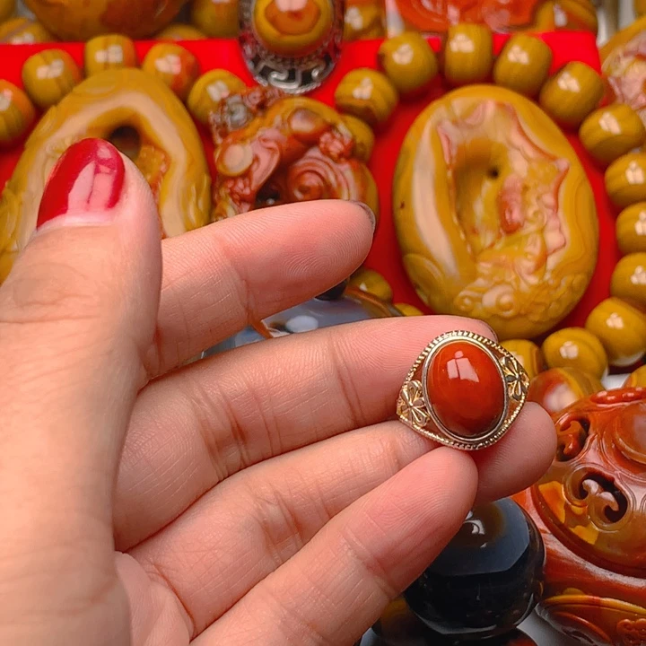 玛瑙/玉髓未镶嵌吊坠