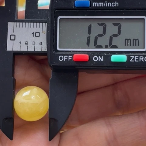 【闪购商品】未镶嵌蜜蜡裸石67号