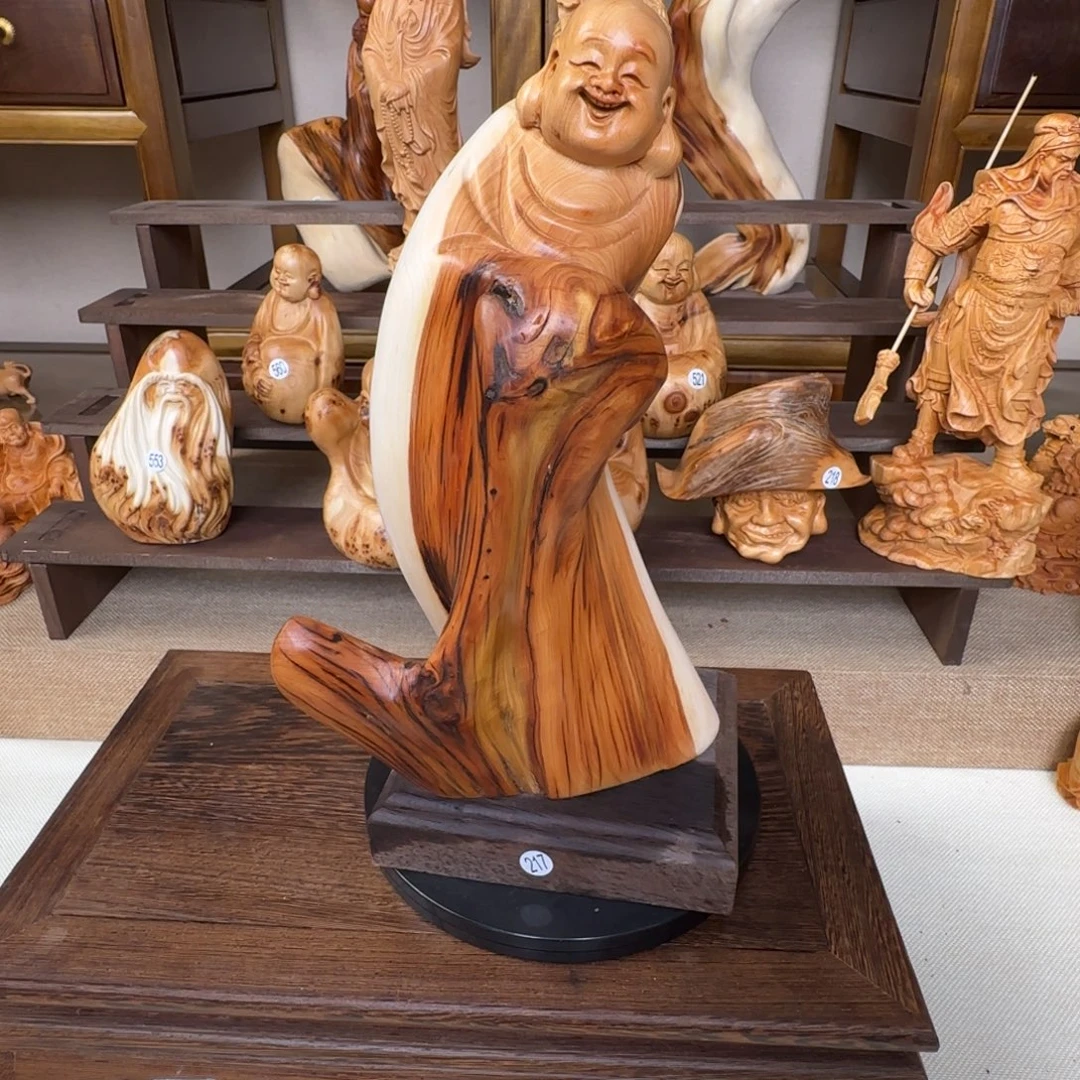 别***任崖柏小木匠艺雕一物一拍