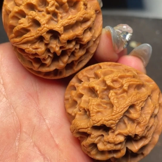 文玩核桃吊坠秦岭山脉核桃