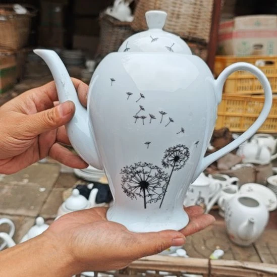 库存微瑕多孔茶壶