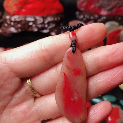 昌化鸡血石昌化鸡血石挂件