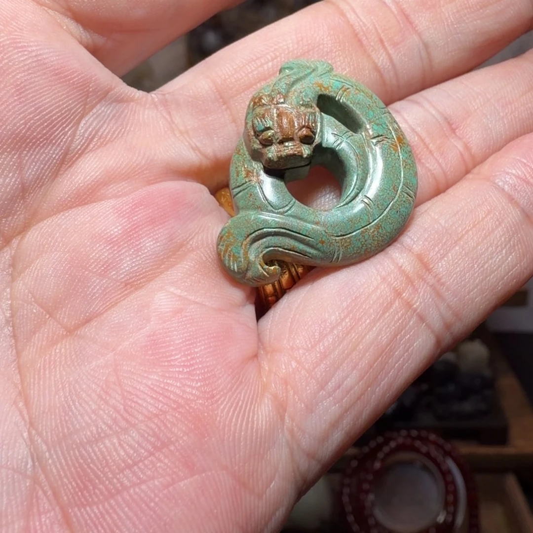 胜***哥绿松石未镶嵌颈饰