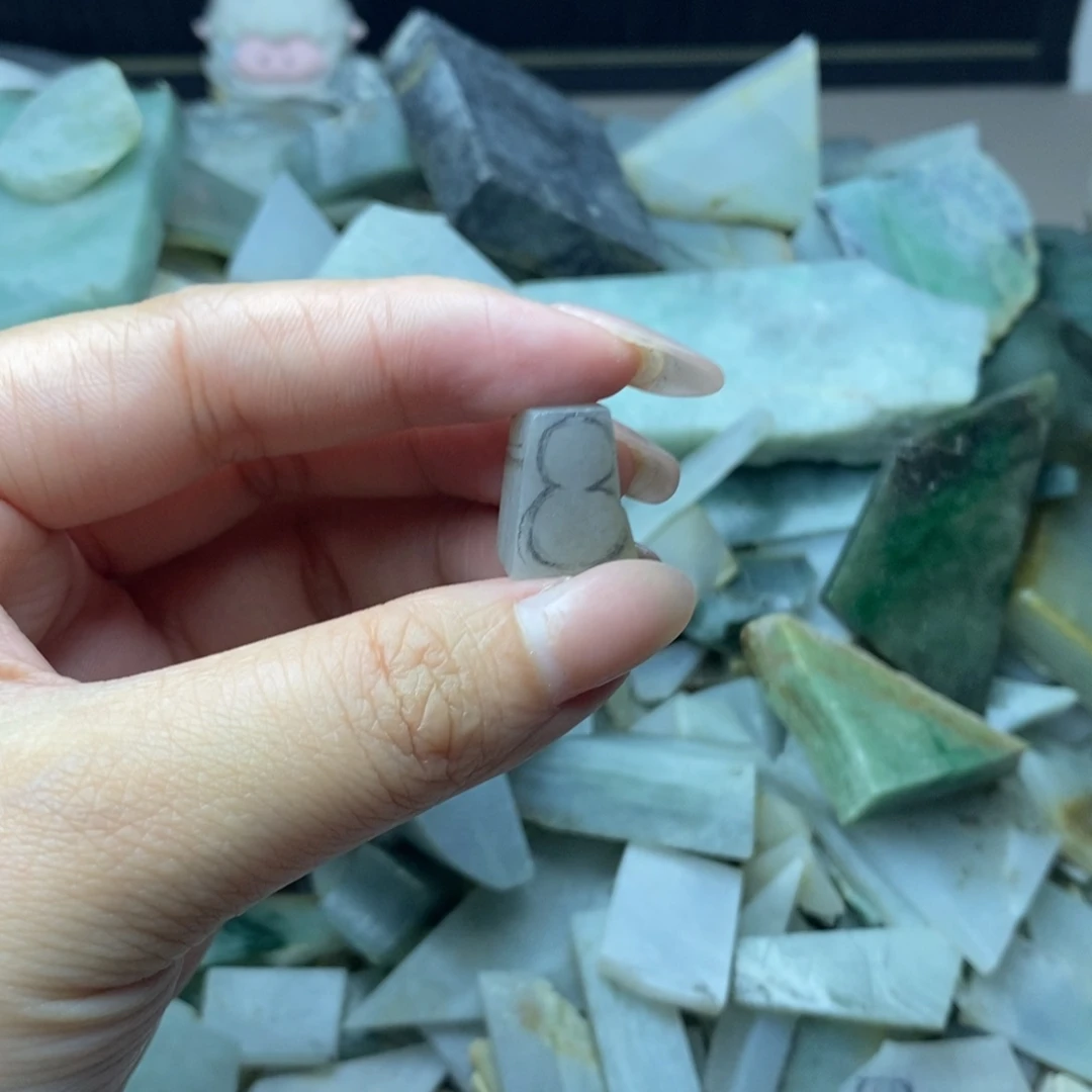 翡翠未镶嵌挂件翡翠