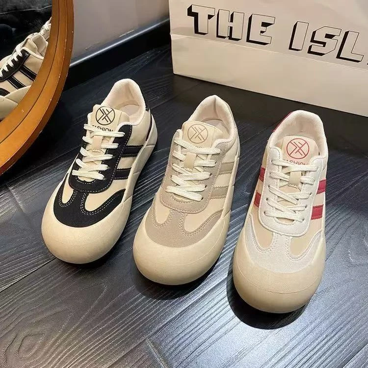 2025新款百搭休闲运动板鞋女开学季爆款德训丑萌大头鞋A540