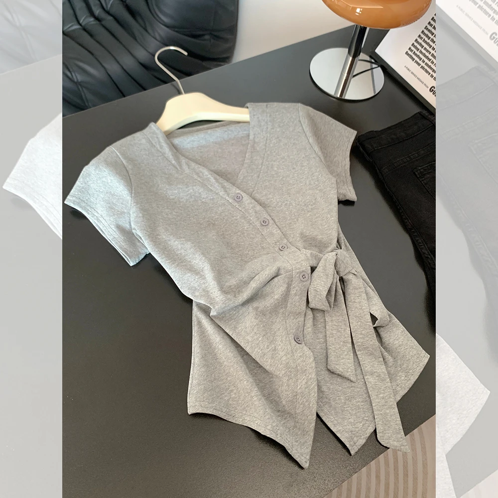法式不规则设计感V领上衣夏季薄款胖MM大码女装显瘦收腰短袖T恤女