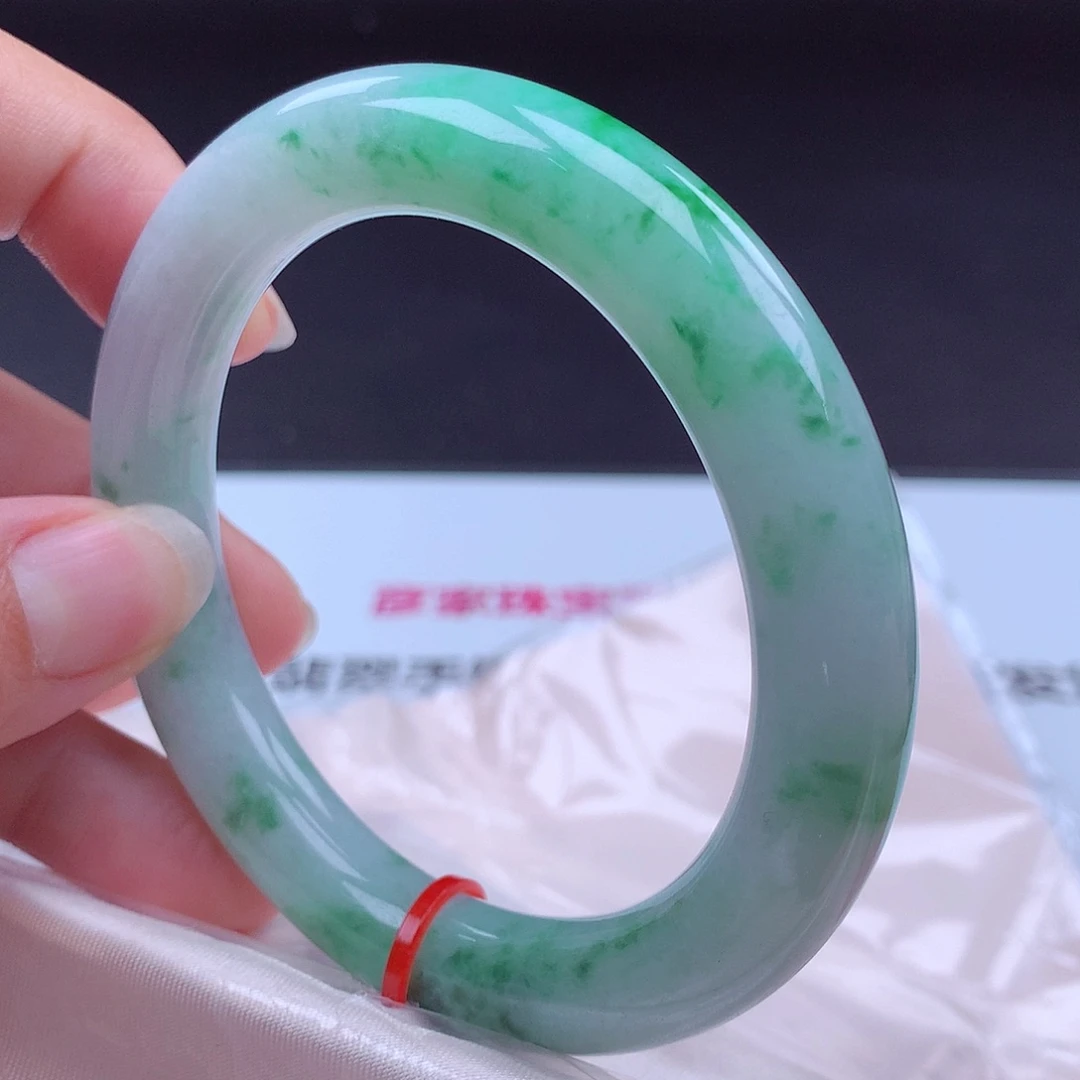 翡翠未镶嵌手镯手镯001901