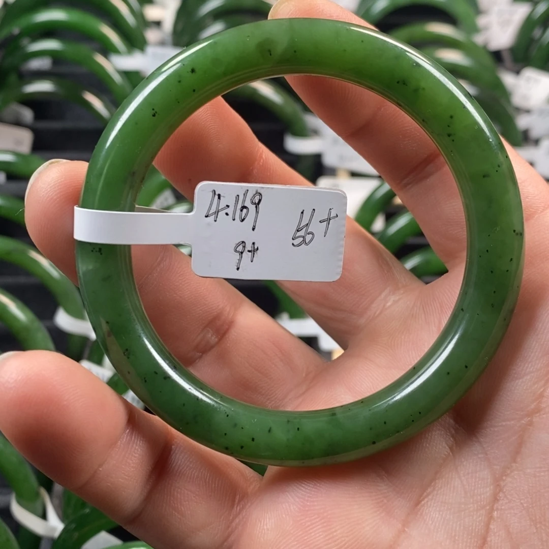 和田玉（碧玉）未镶嵌手镯56