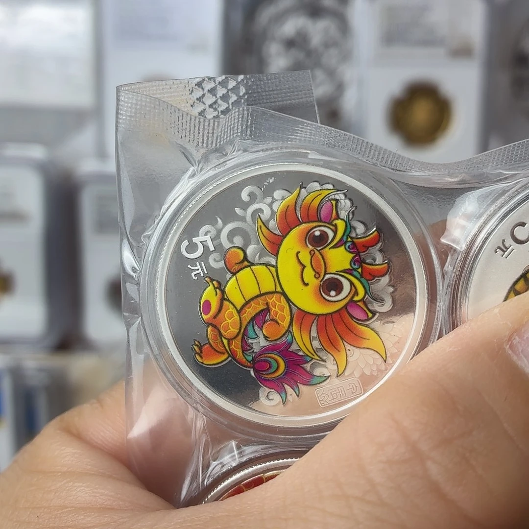 纯银2024彩银龙15克带盒证