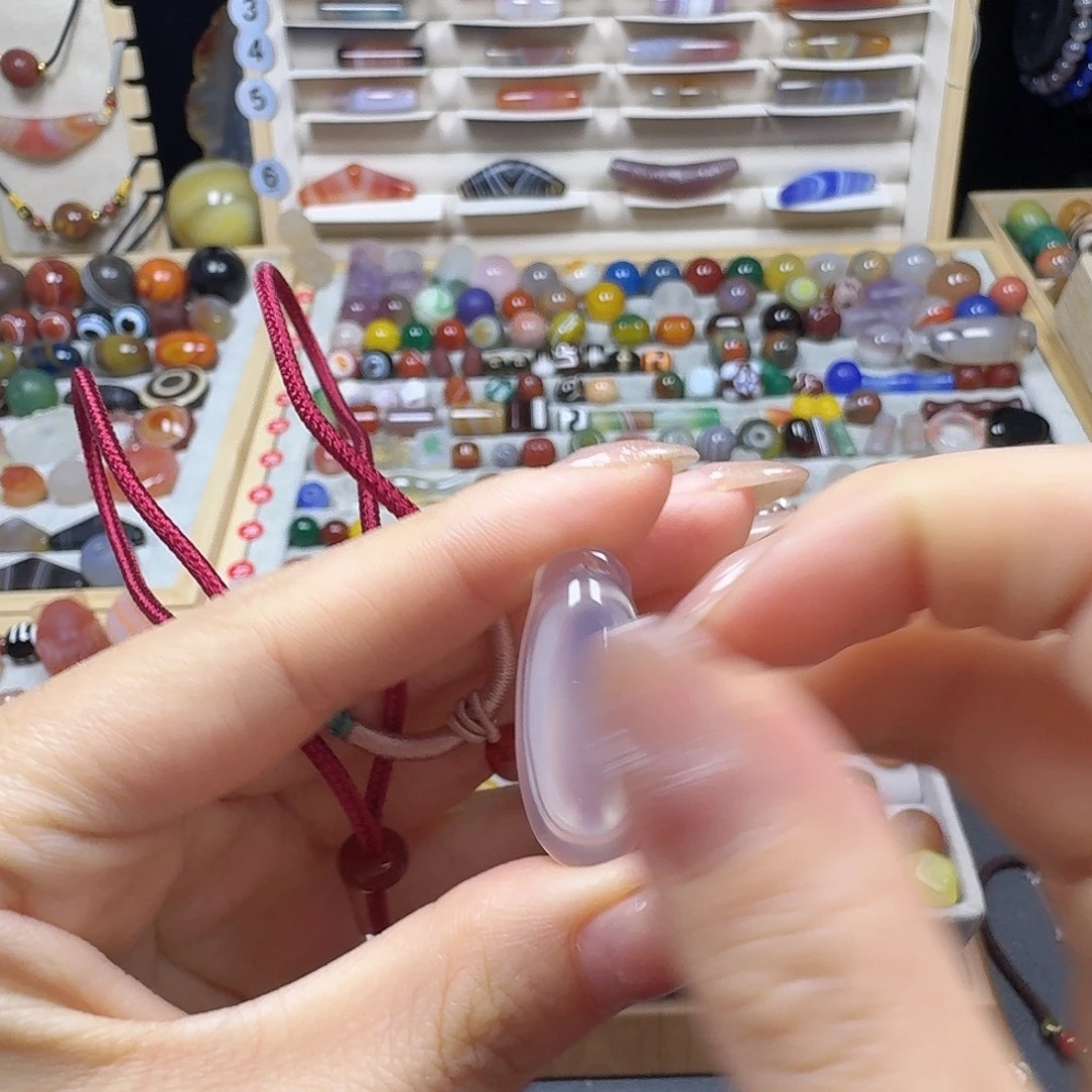 呗***鱼未镶嵌天然玛瑙玛瑙/玉髓