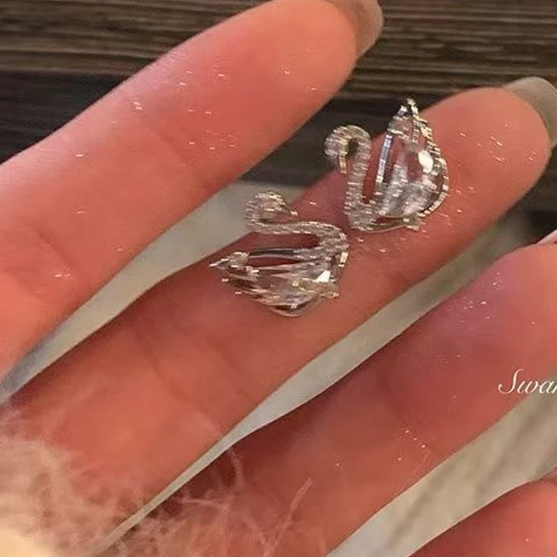 春夏气质天鹅绝美耳钉高级感轻奢耳饰女精致耳环小众