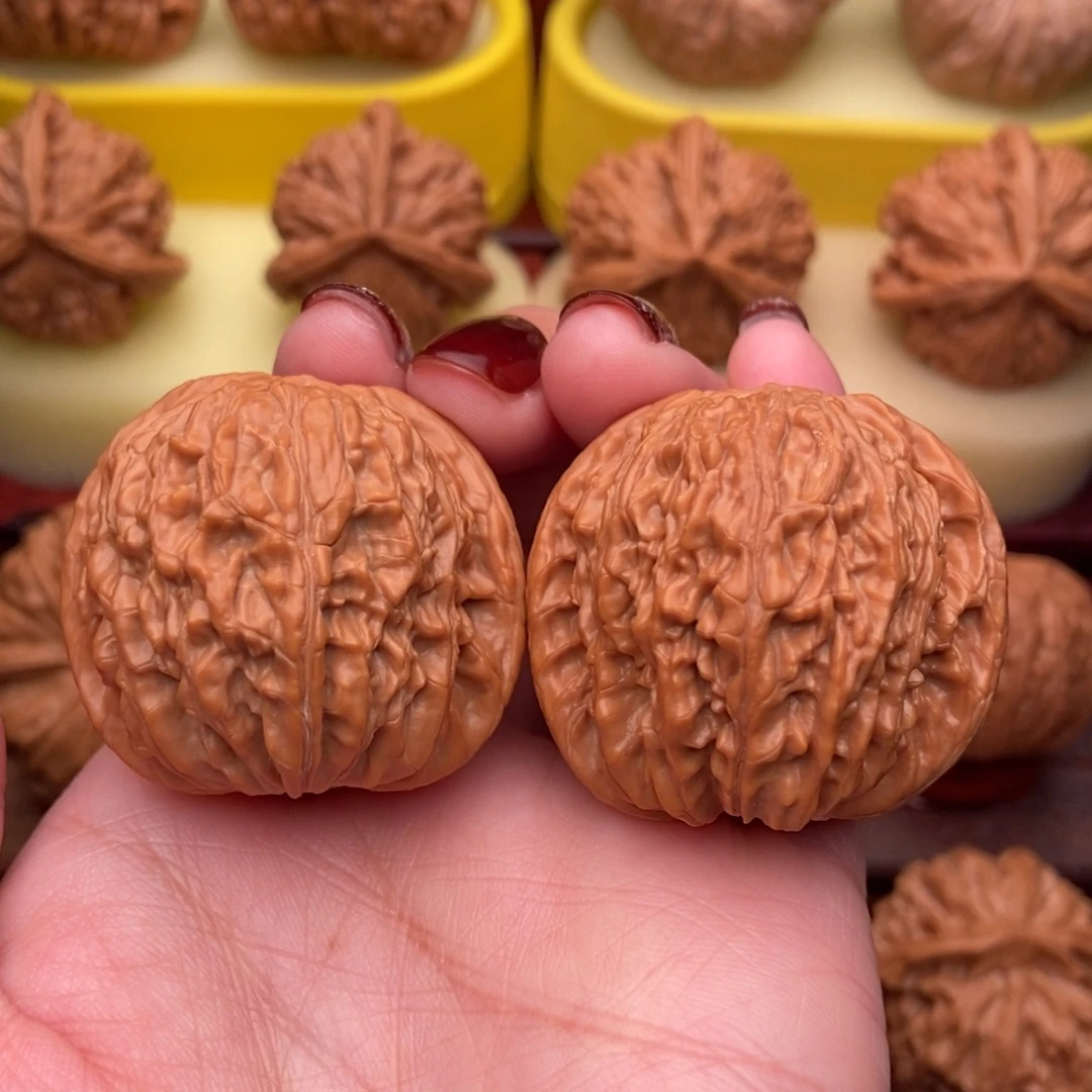 把件文玩核桃精品红皮山地正磨39