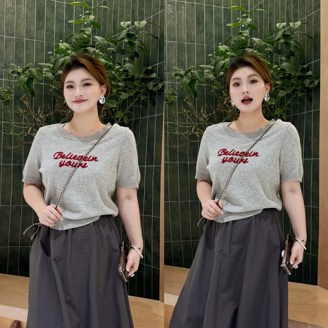 裂渡杨杨【春日热恋】微胖大码女春百搭显瘦彩点针织上衣 ZY503F12