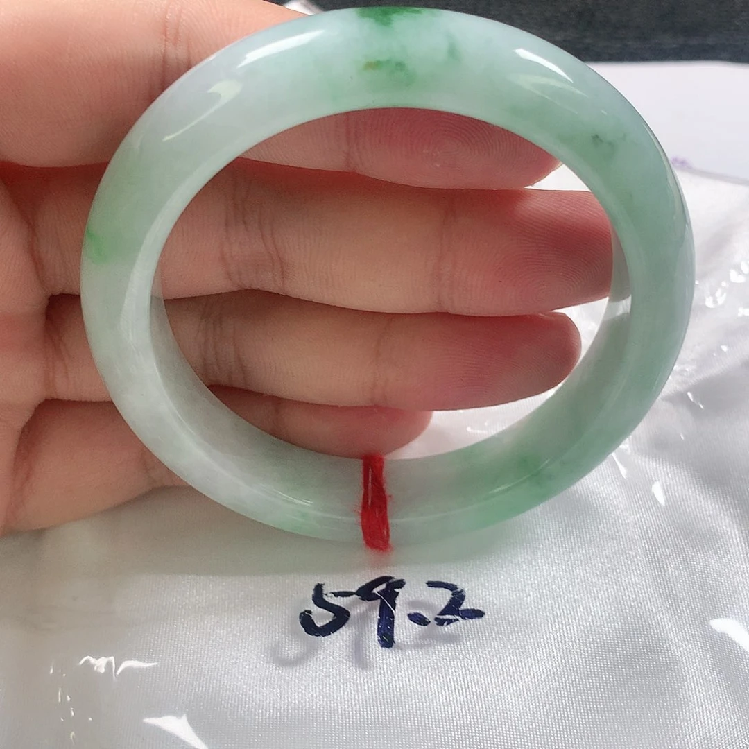翡翠手镯未镶嵌361号