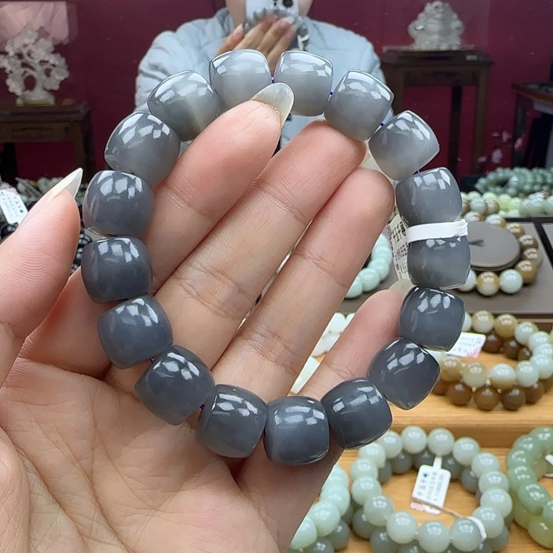 和田玉未镶嵌手串