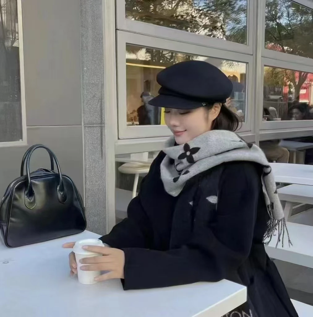 2025年秋冬专属高定披肩时尚围巾