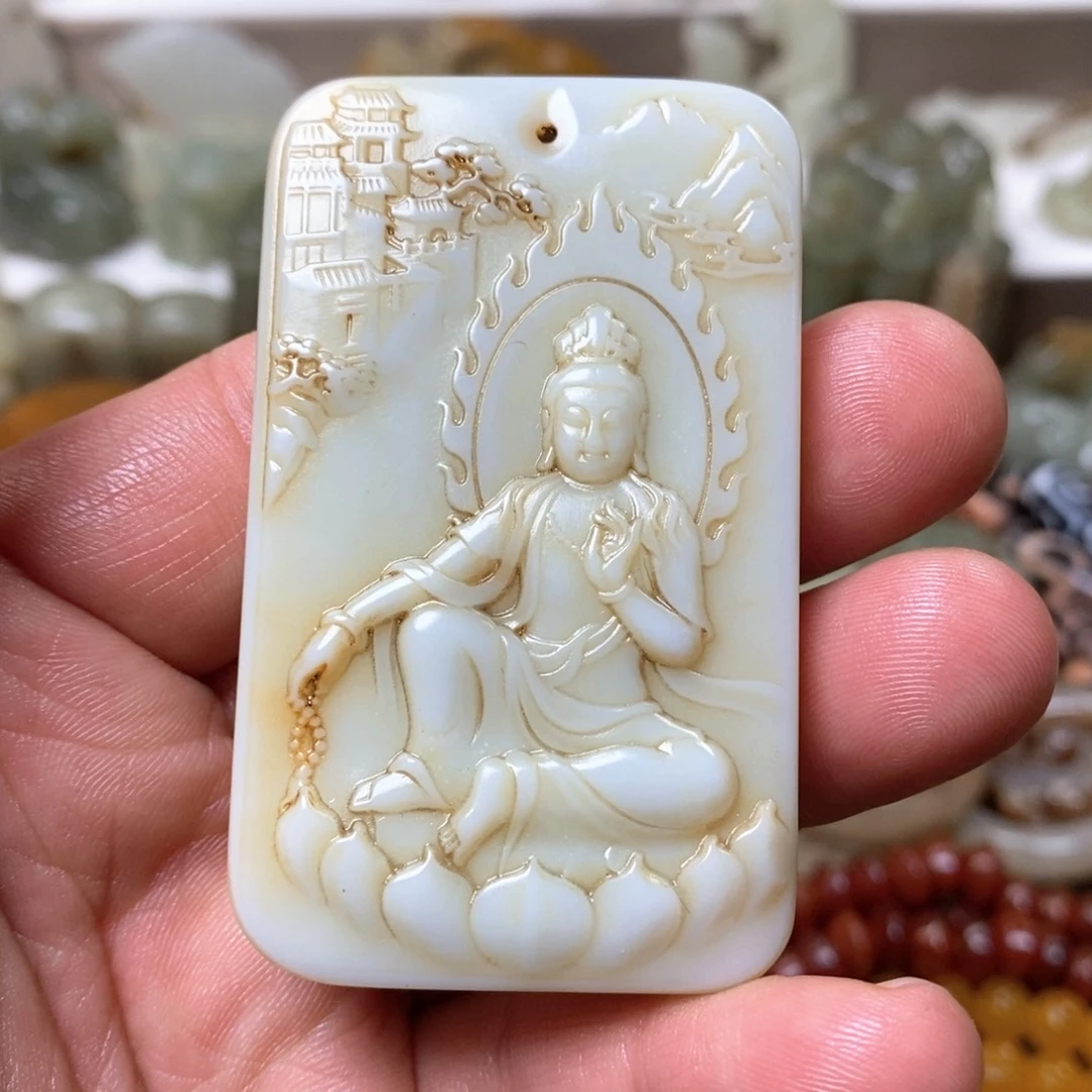 和田玉颈饰未镶嵌月*