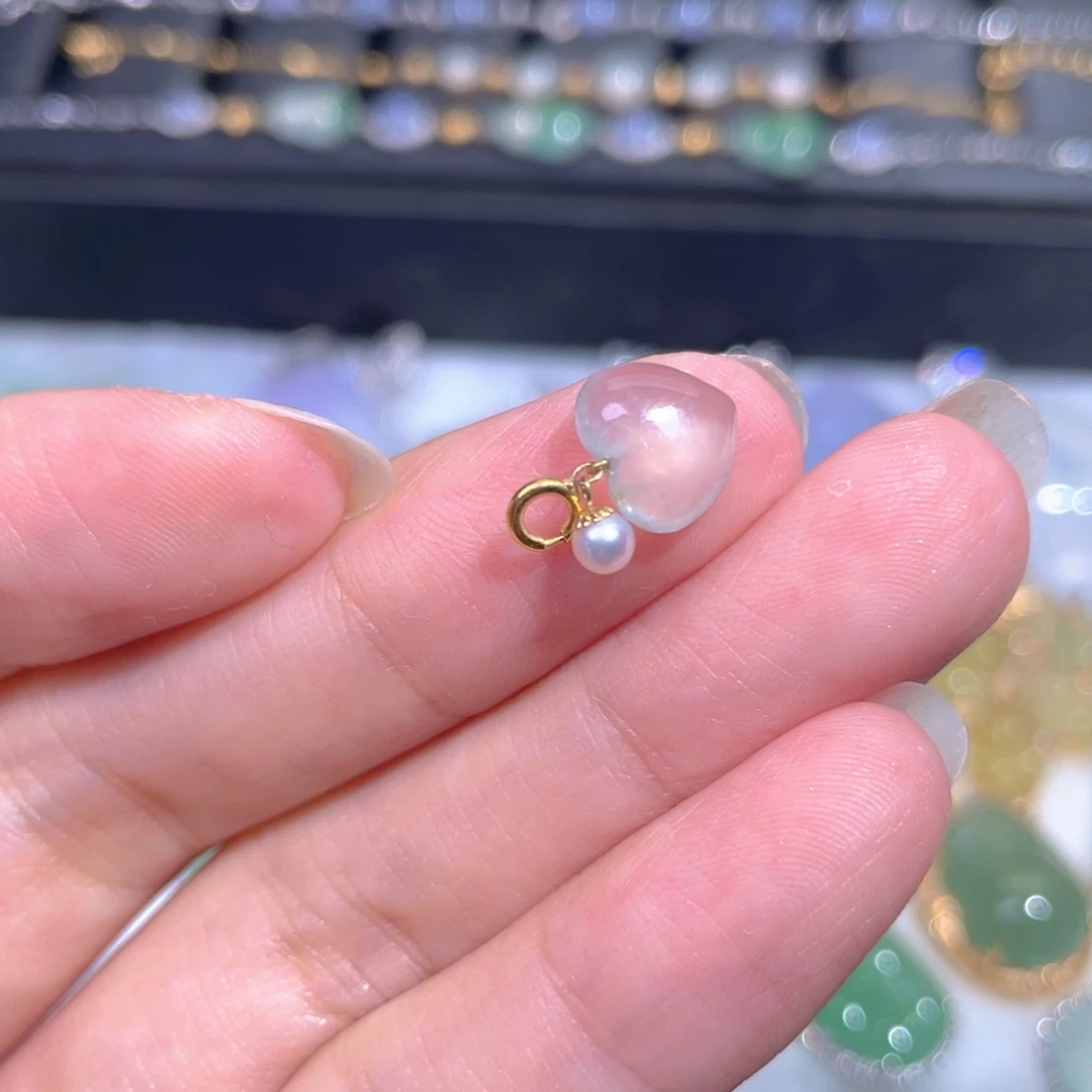 颈饰18K金镶嵌翡翠翡翠