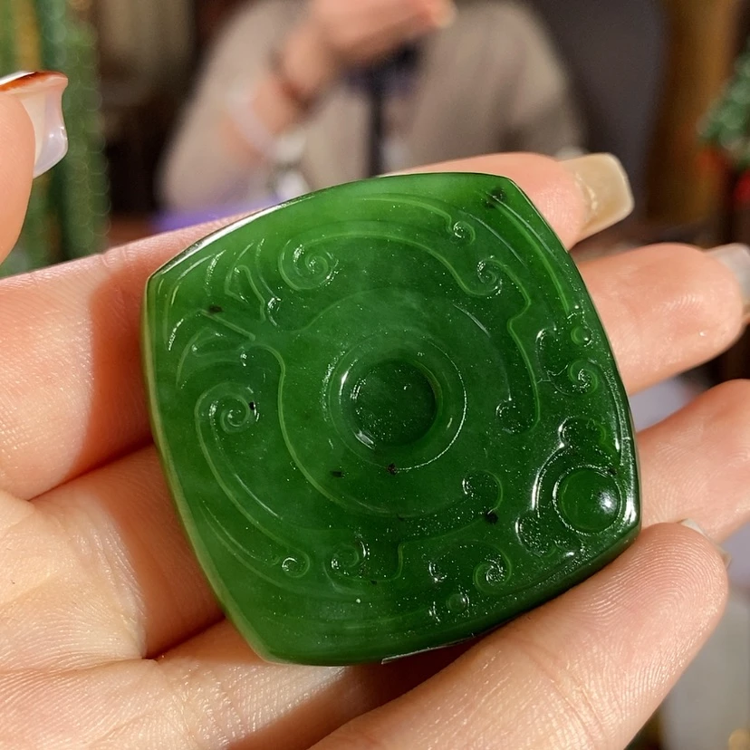 【闪购商品】吊坠(不含链)未镶嵌和田玉