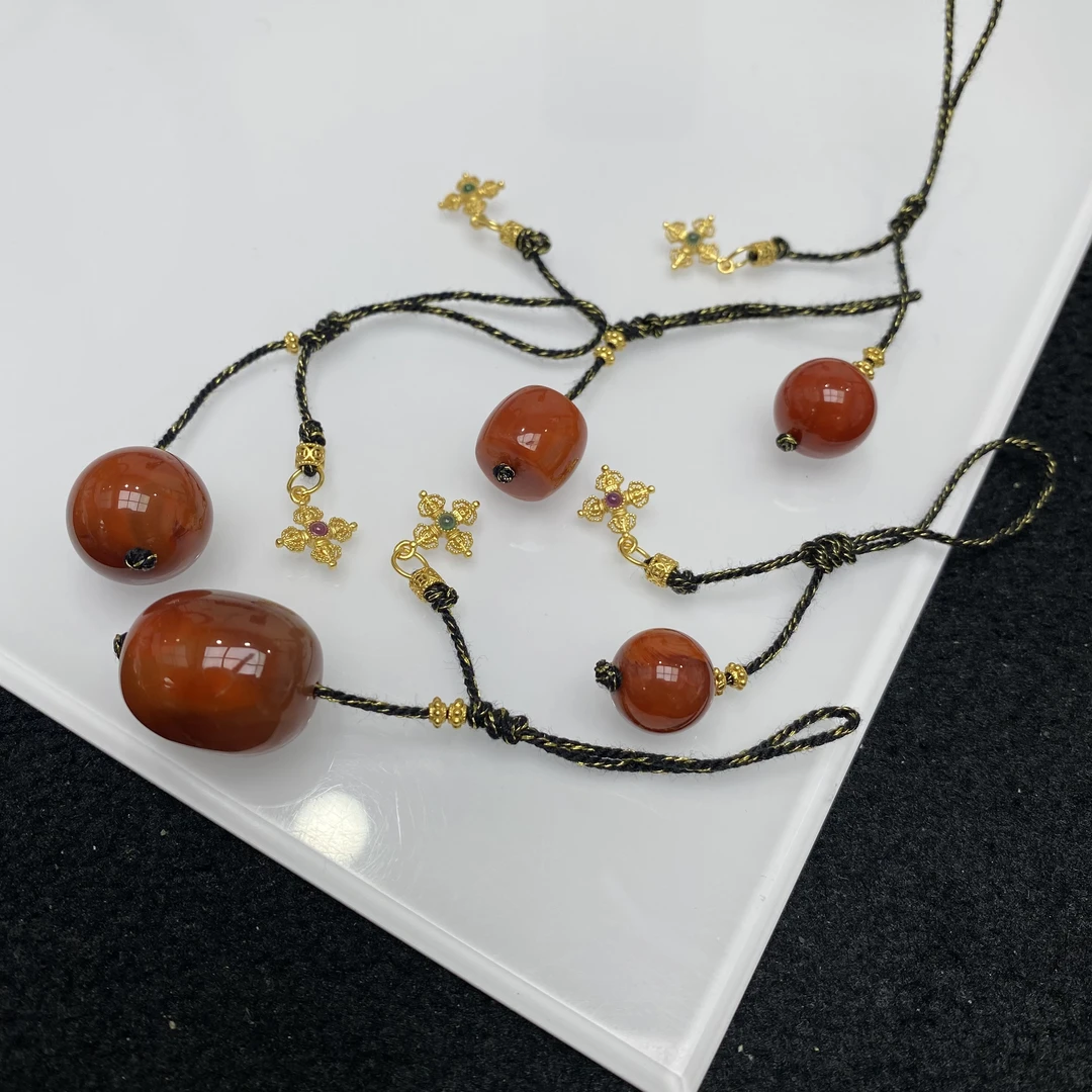 「戴琴珠宝」FR6792-南红玛瑙银镶挂件(多样性发其一)