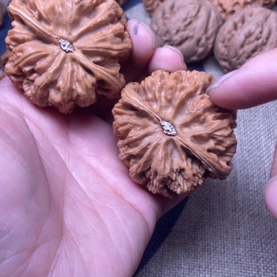 吊坠文玩核桃大粗筋