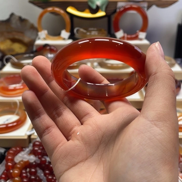 玛瑙/玉髓未镶嵌手镯