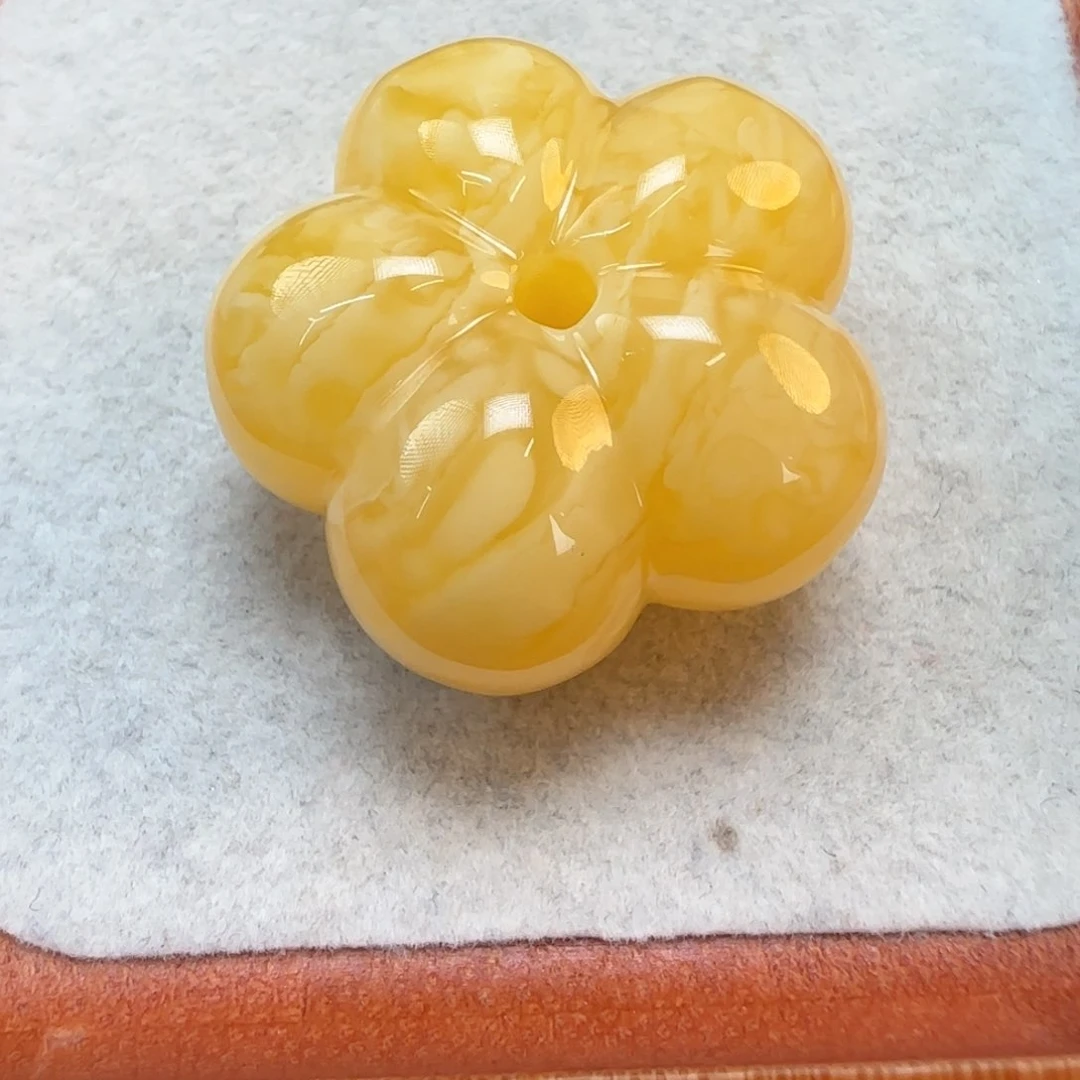 琥珀未镶嵌珠宝奇石定制