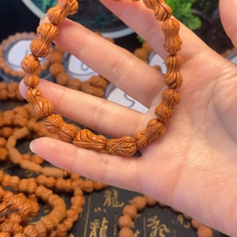 【闪购商品】手串桃核