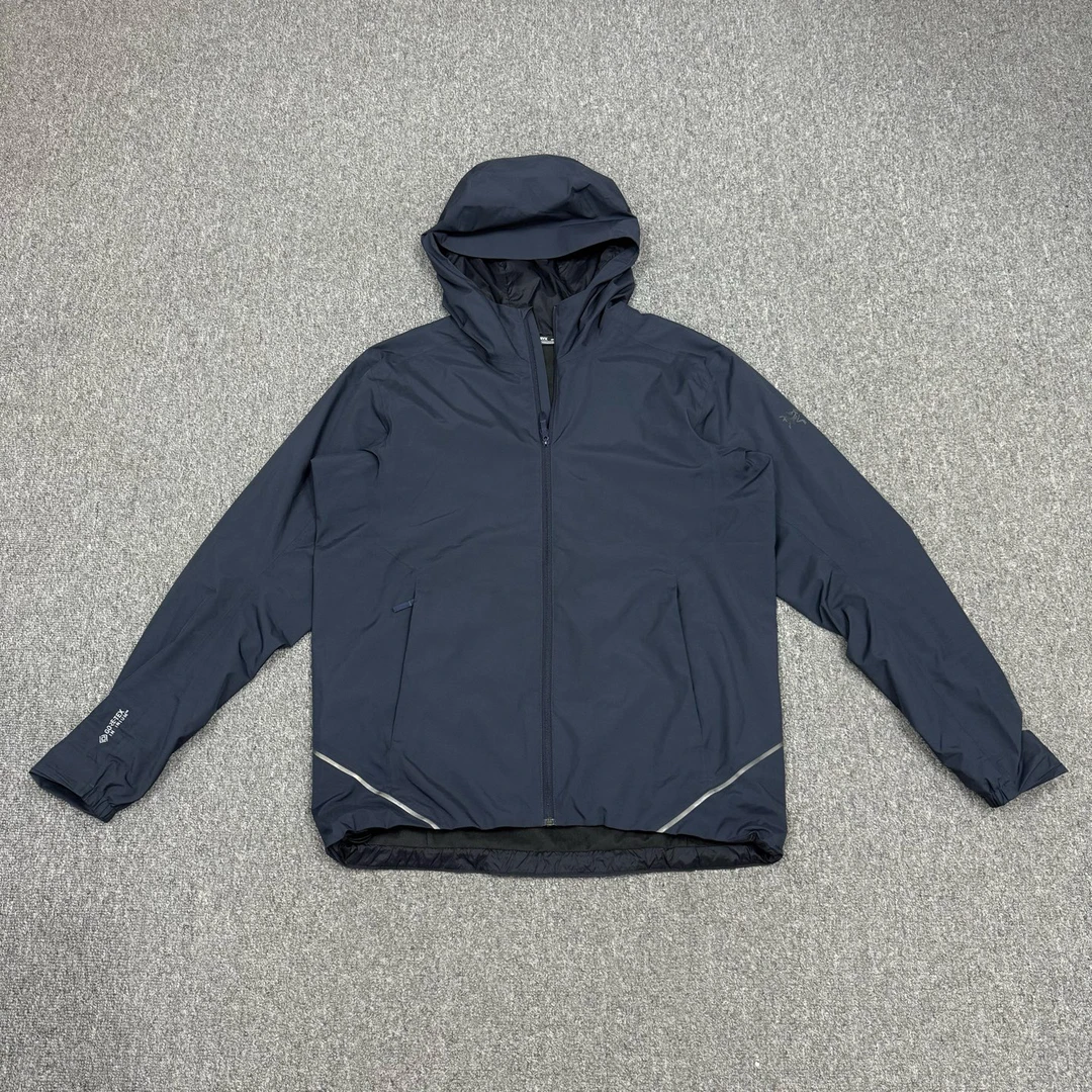 99新 ARC'TERYX/始祖鸟 16529114藏蓝色防风防泼水软壳外套 M码