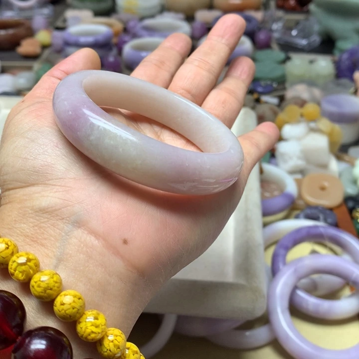 元****石英岩玉未镶嵌紫玉53微微