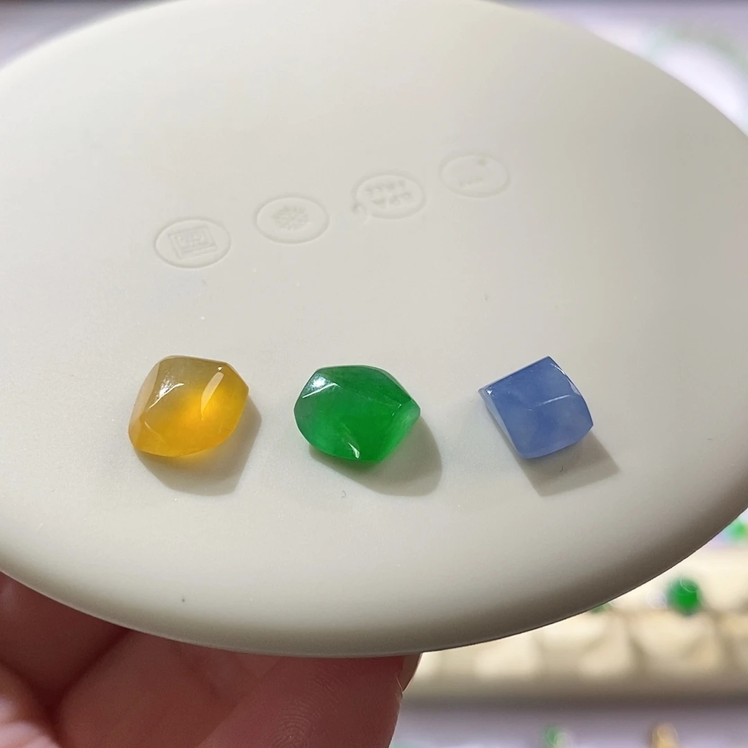 翡翠裸石一手切割面随行