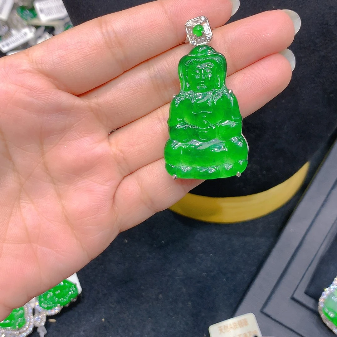 颈饰未镶嵌翡翠00854