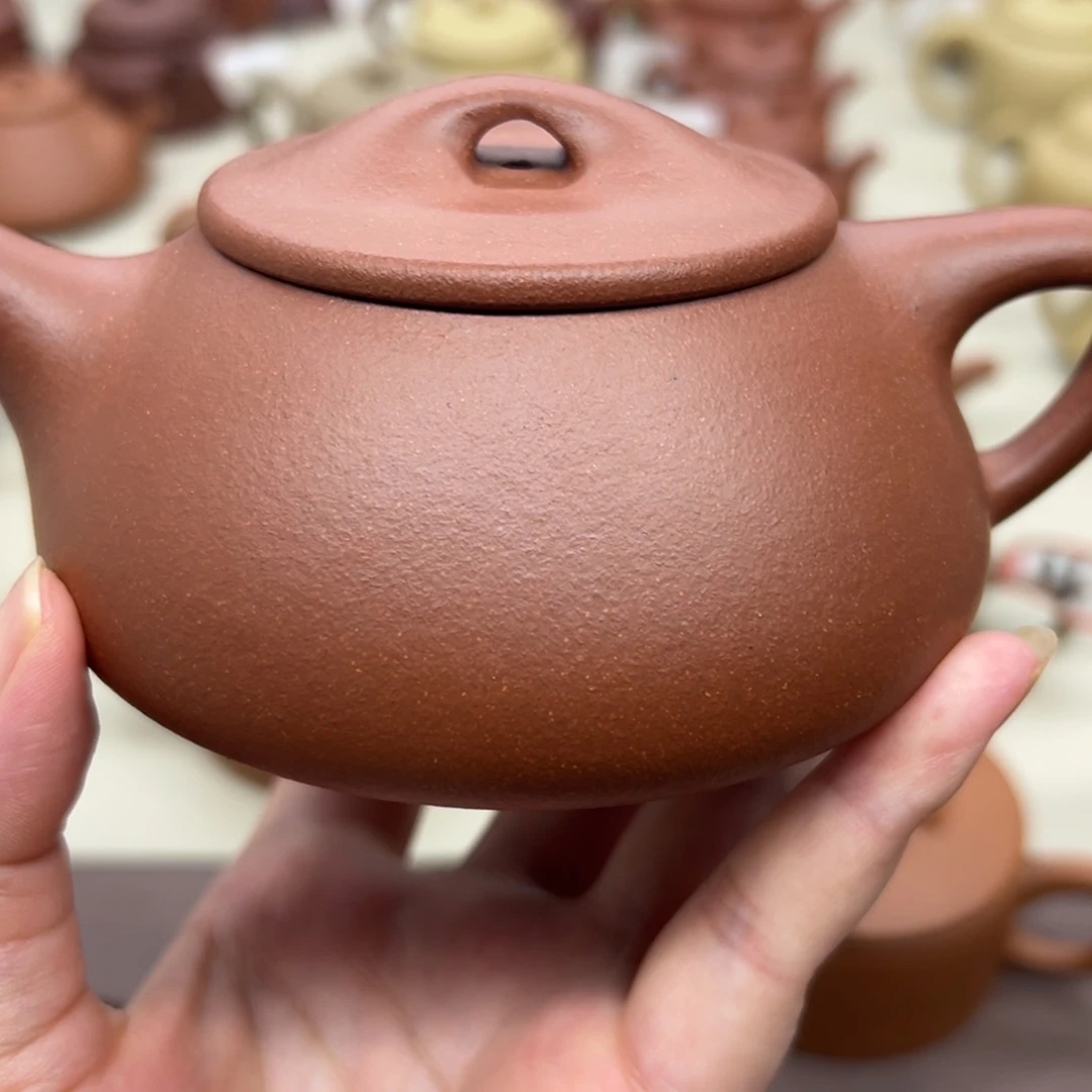 茶壶紫砂微瑕，石飘，160CC左右