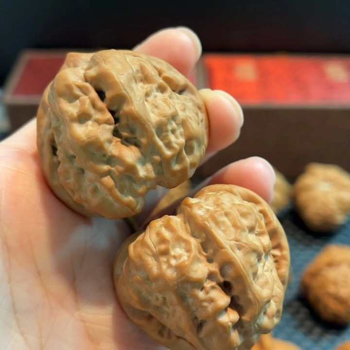 文玩核桃吊坠蛤蟆