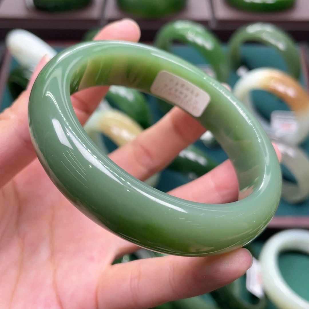 和田玉未镶嵌手镯5960