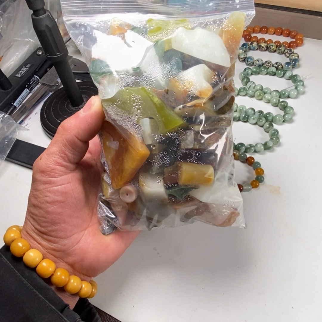 蛇纹石玉未镶嵌手链无科技岫玉花玉边角料