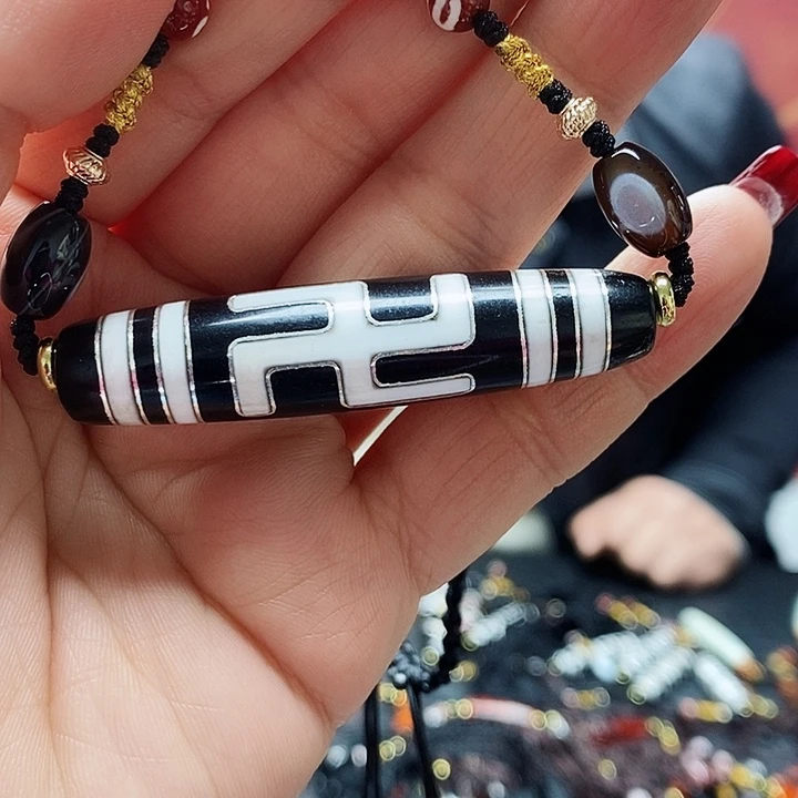 玛瑙/玉髓颈饰合金