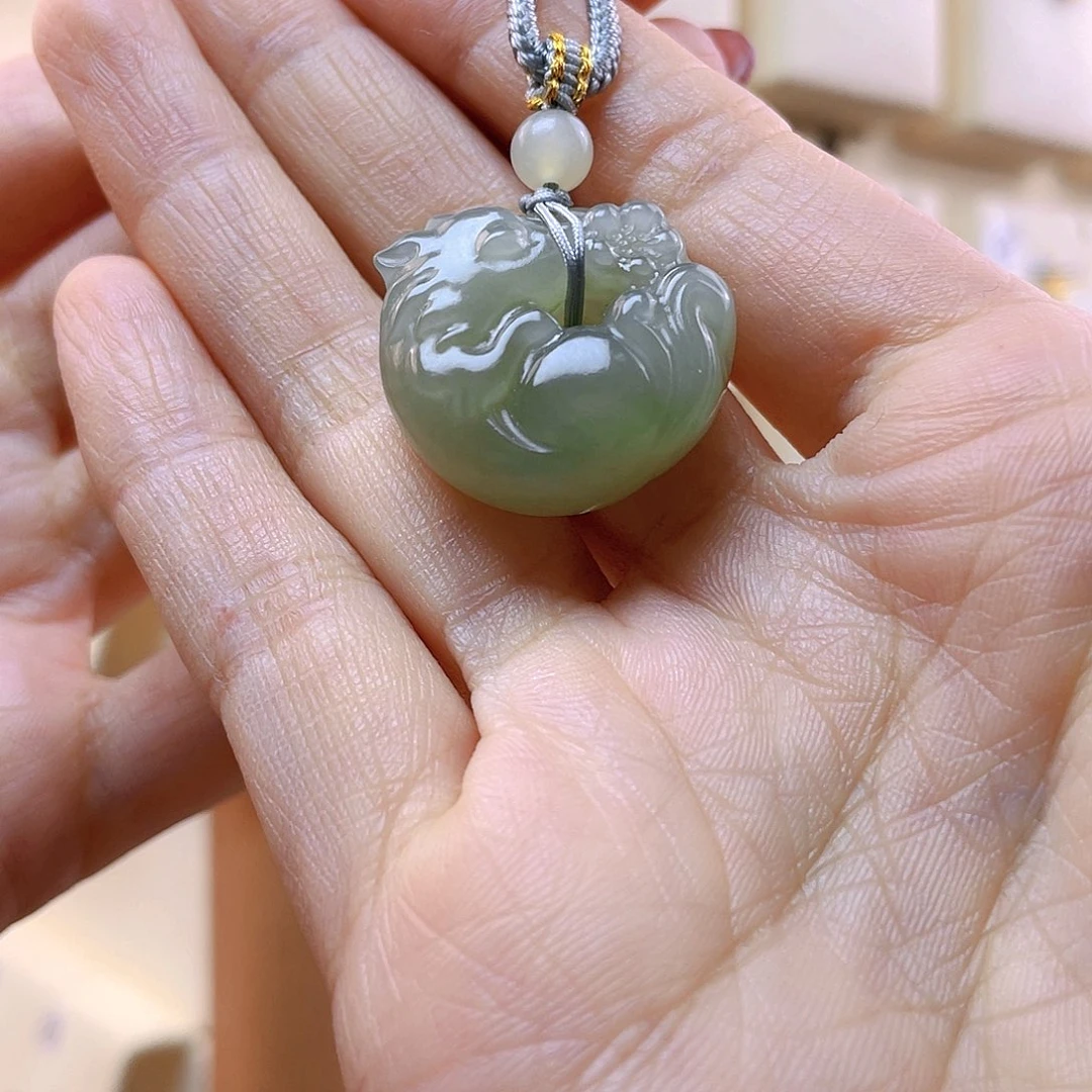 和田玉吊坠(赠链)未镶嵌来*