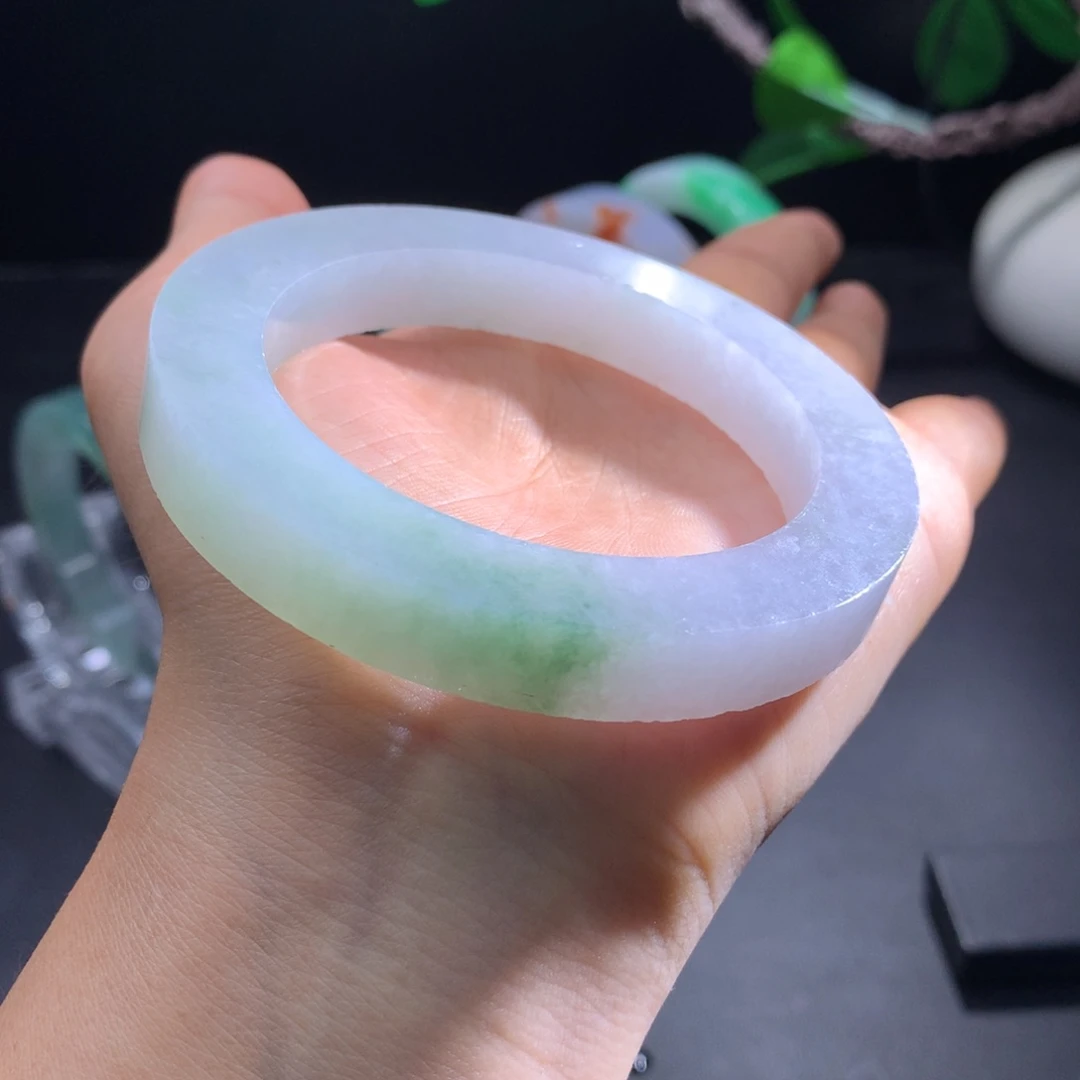 定制翡翠翡翠手镯未镶嵌