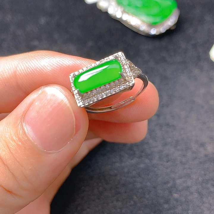 翡翠银S925镶嵌颈饰