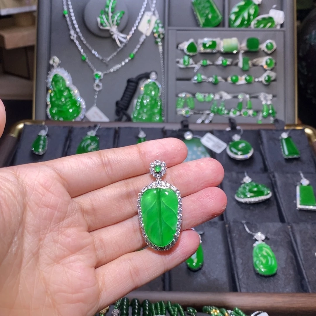 翡翠银S925镶嵌吊坠(不含链)叶子吊坠