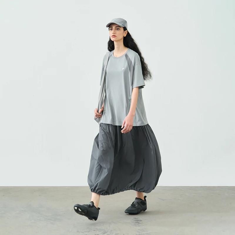 半圆女装[文艺]2025夏季新款落肩解构轻运动连衣裙女25225536