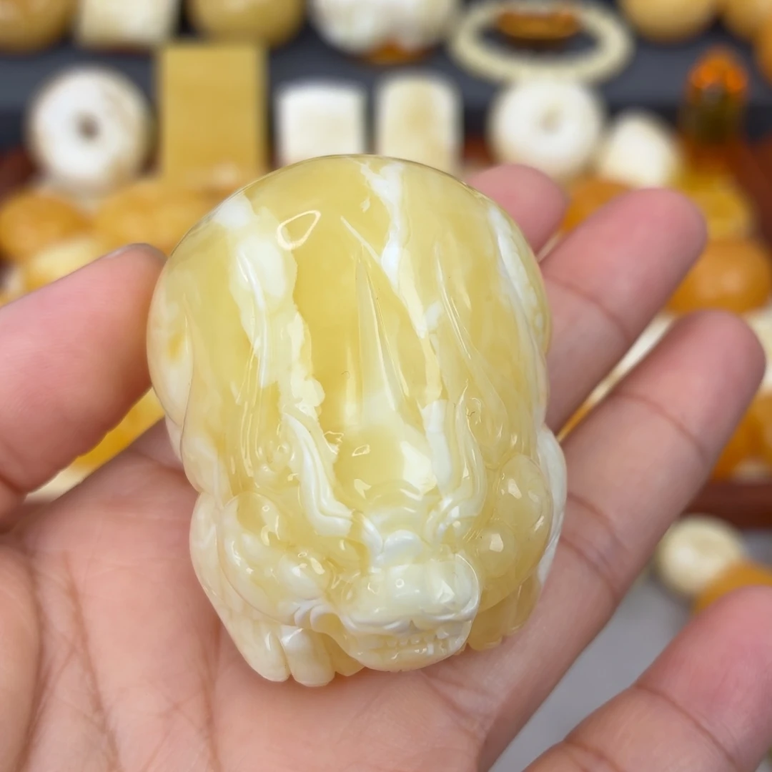 蜜蜡未镶嵌吊坠(不含链)貔貅